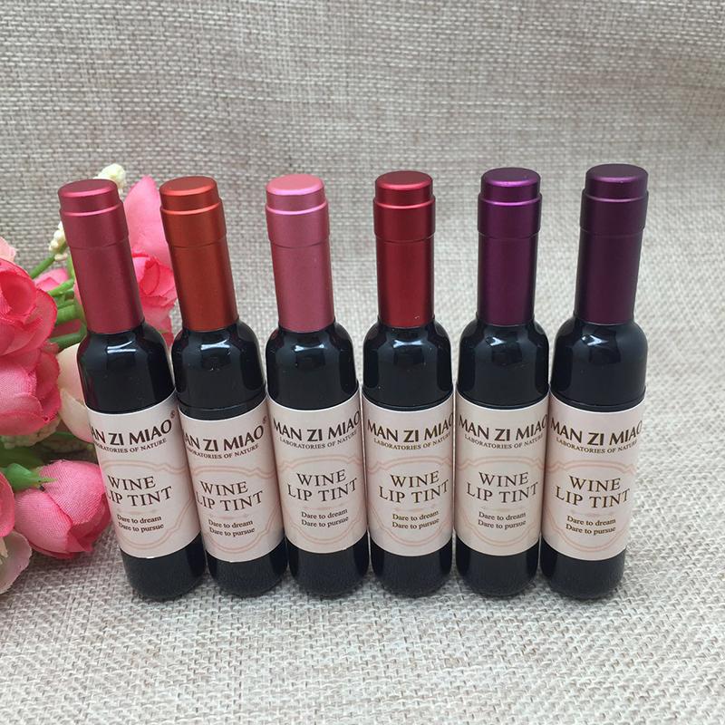2023 rossetto Lipgloss imperme - Wine Bottle Size recensione e prezzo